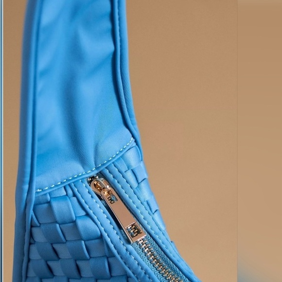 Anthropologie Woven
Neoprene Shoulder Bag BLUE... - Picture 14 of 14